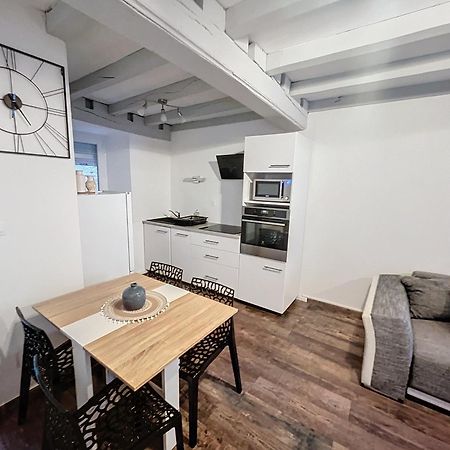 Appartement Au Centre-Ville Chaumont  Luaran gambar